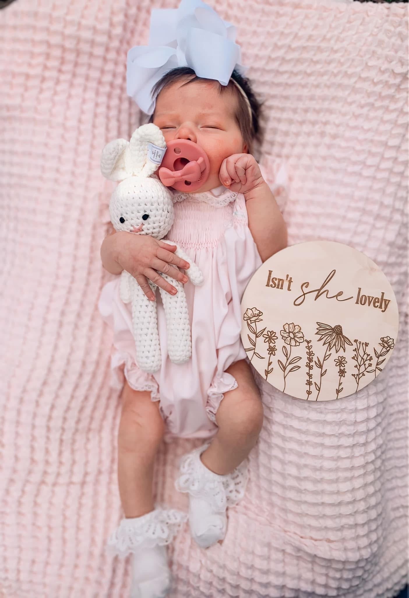 Isn’t She Lovely Photo Prop